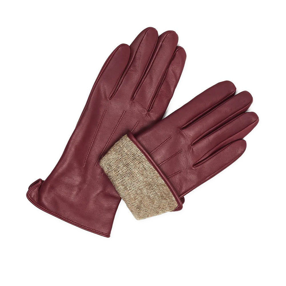 CariannaMBG Glove - DEGRASSI Tilbehør Markberg