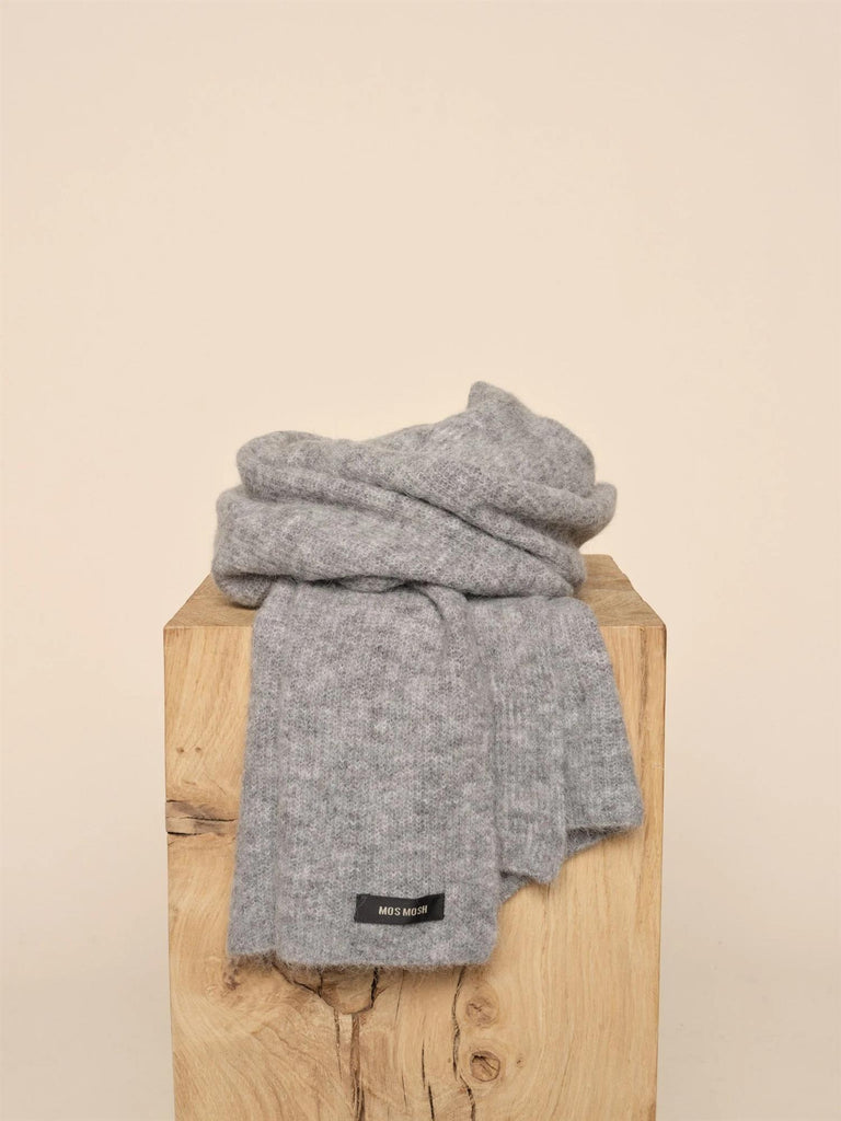 Thora Knit Scarf - DEGRASSI Skjerf Mos Mosh